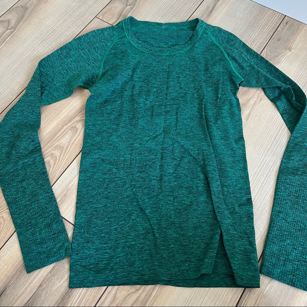Lululemon long sleeve top